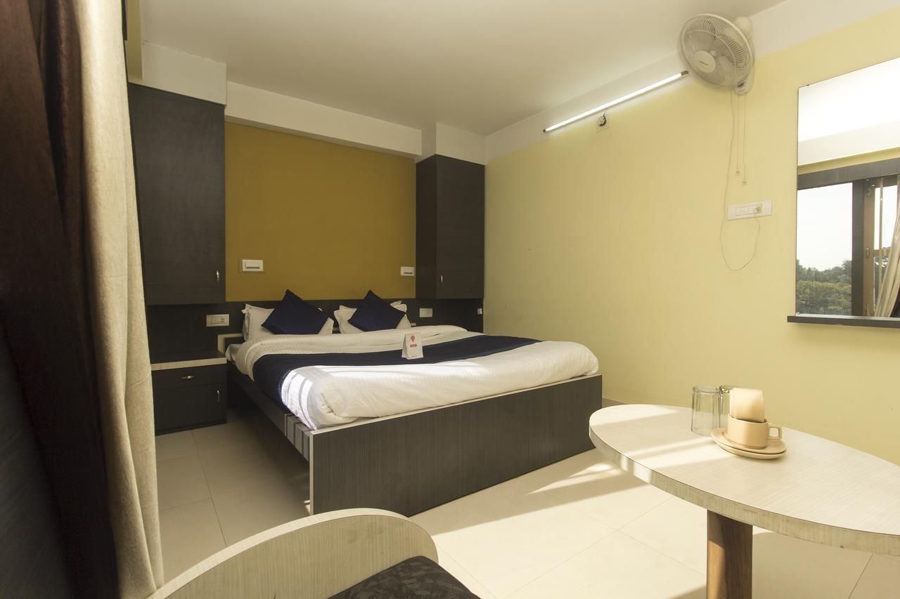 Hotel Jagat Siliguri Dış mekan fotoğraf